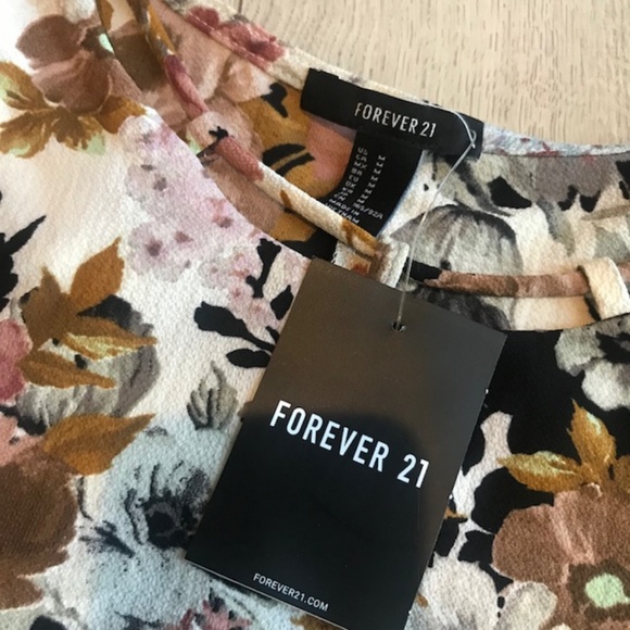 Forever 21 White/Mauve Crepe Women Floral Top - Picture 3 of 3